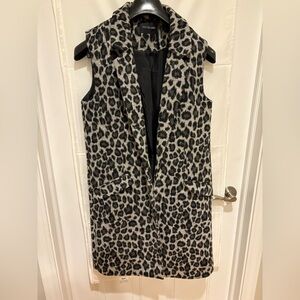 Dolce Cabo Women's Leopard Print Vest - Black and Gray